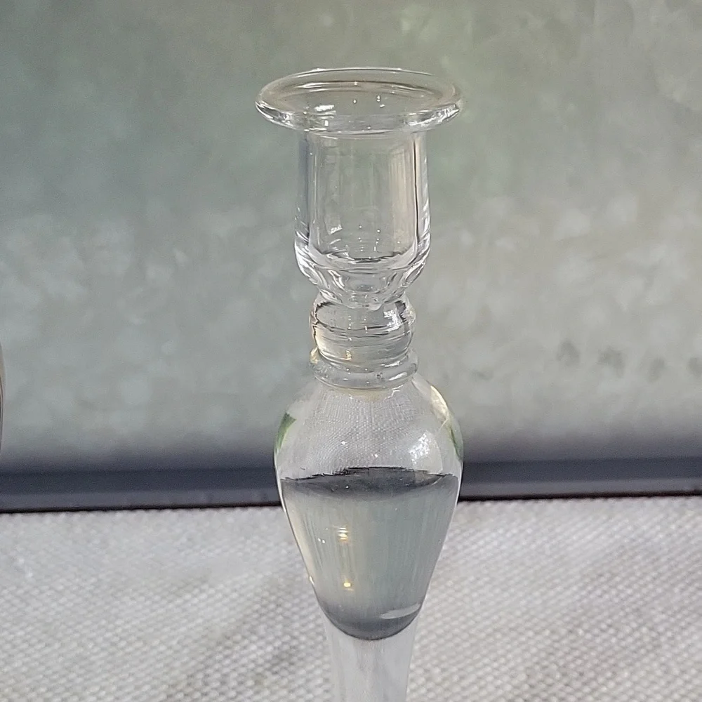 Beautiful vintage heavy glass candlesticks 10
